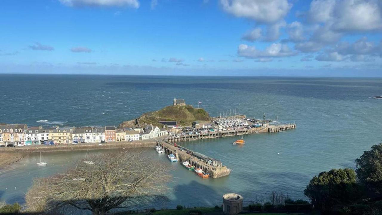 Cosy Apartment Close To Tunnels Beaches Ilfracombe Exterior photo